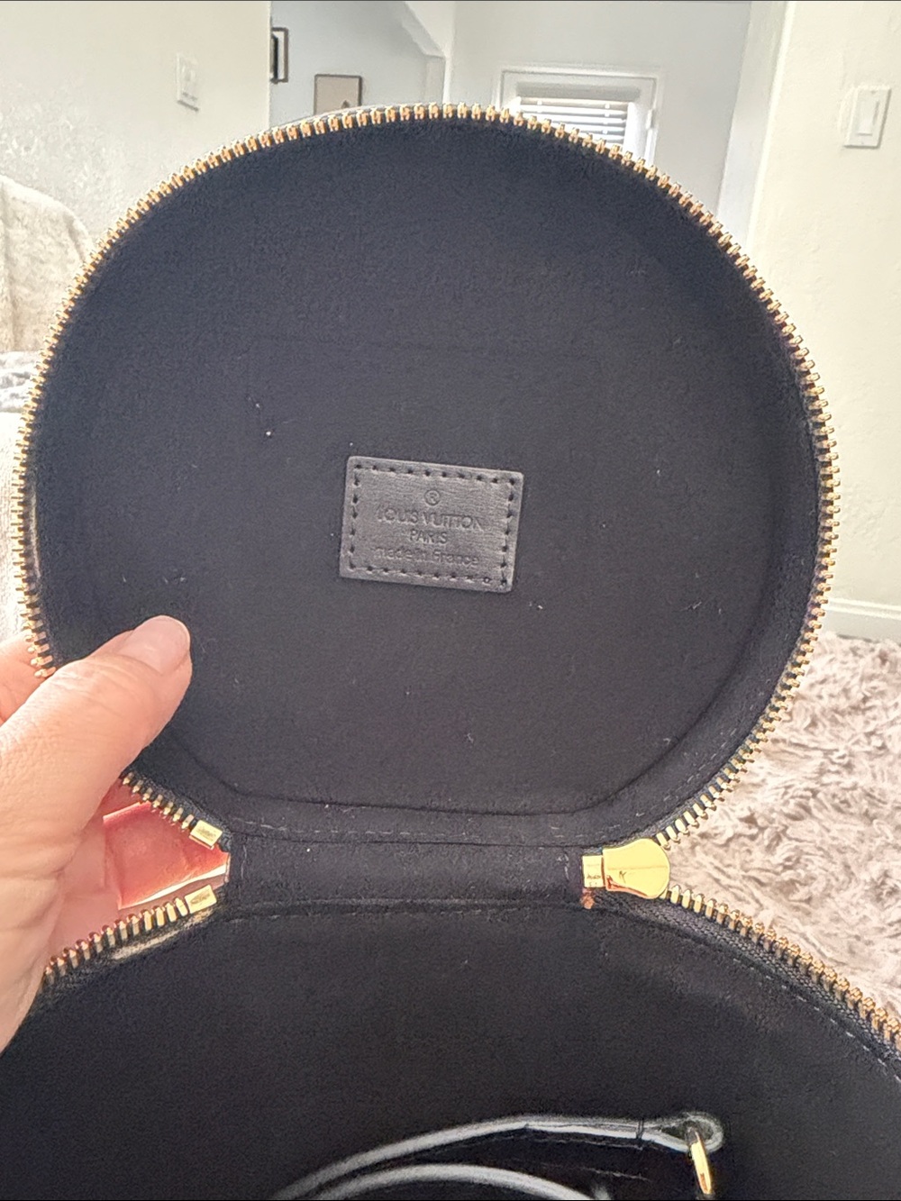 Louis Vuitton Tan Monogram Cannes Vanity Bag with Black Trim‼️READ DESCRIPTION‼️ - Picture 11 of 15